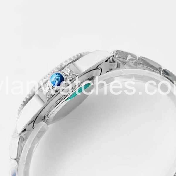 Rolex Greenich M126710blro blue sky and white cloud circle 40MM - Image 4