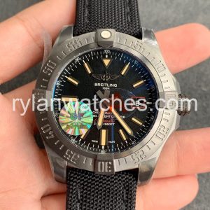 breitling avenger 44 blackbird