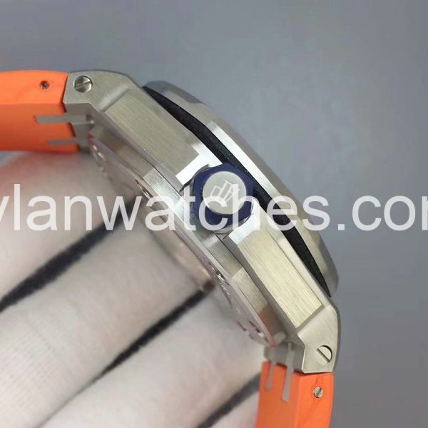 Audemars Piguet 42mm 15710 orange - Image 6