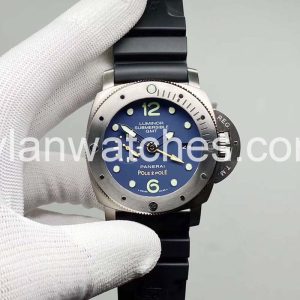 panerai submersible replica